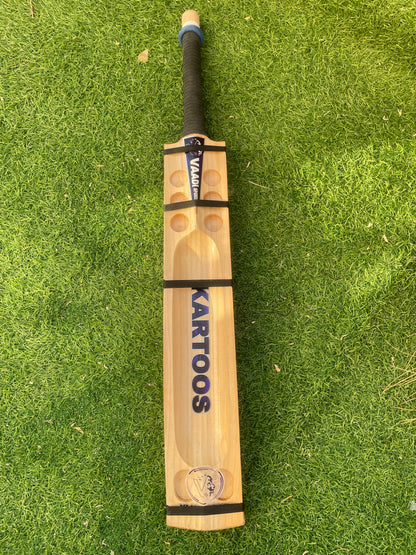 VAADI SPORTS KARTOOS FLAT BLADE DIAMOND CUT (GOLD EDITION) - HARD TENNIS BAT